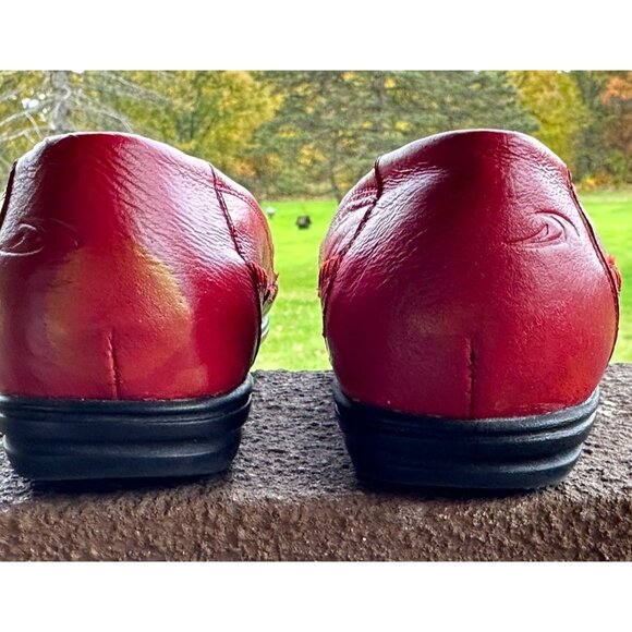 Dr SCHOLL Red Dress Slip on Loafers Flats Women Tassel Leather Moccasins 6M - Picture 11 of 13